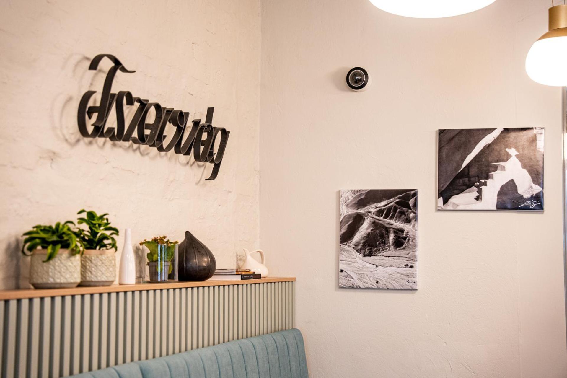 Hotel Tiszavirág Szeged Esterno foto