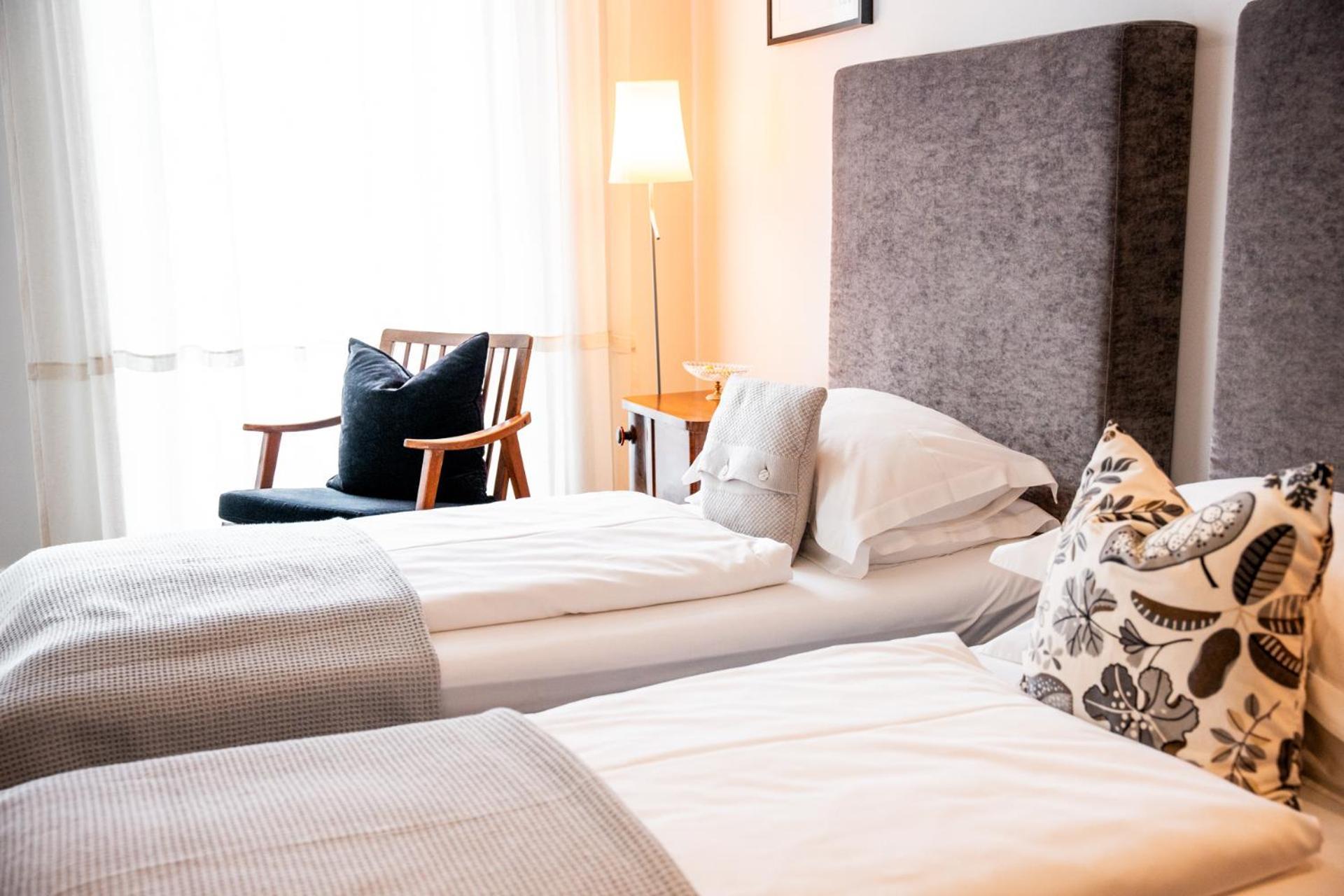 Hotel Tiszavirág Szeged Esterno foto